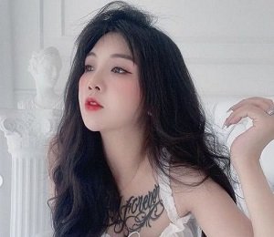 jav vl Xem cận cảnh em gái đĩ thủ dâm với chiếc lồn múp không lông